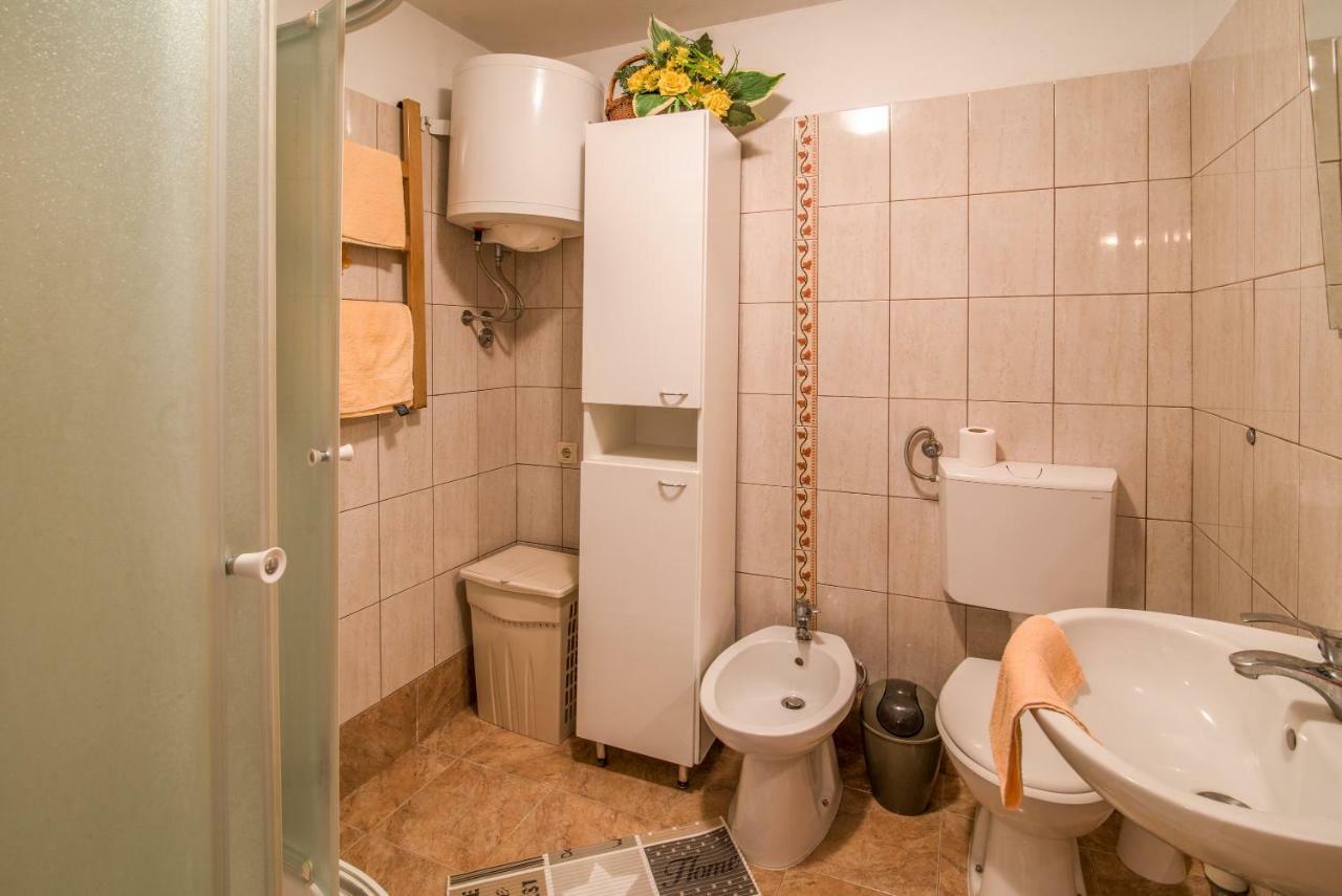 Apartmani Marija Malinska Zewnętrze zdjęcie