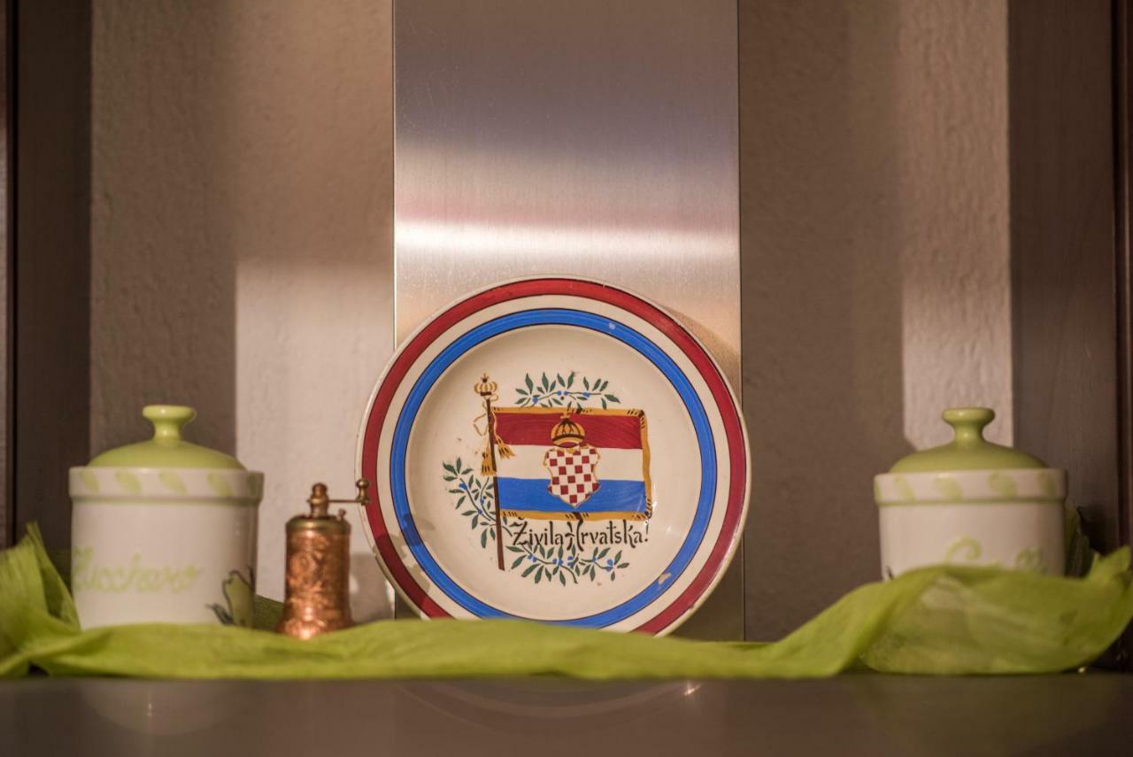 Apartmani Marija Malinska Zewnętrze zdjęcie